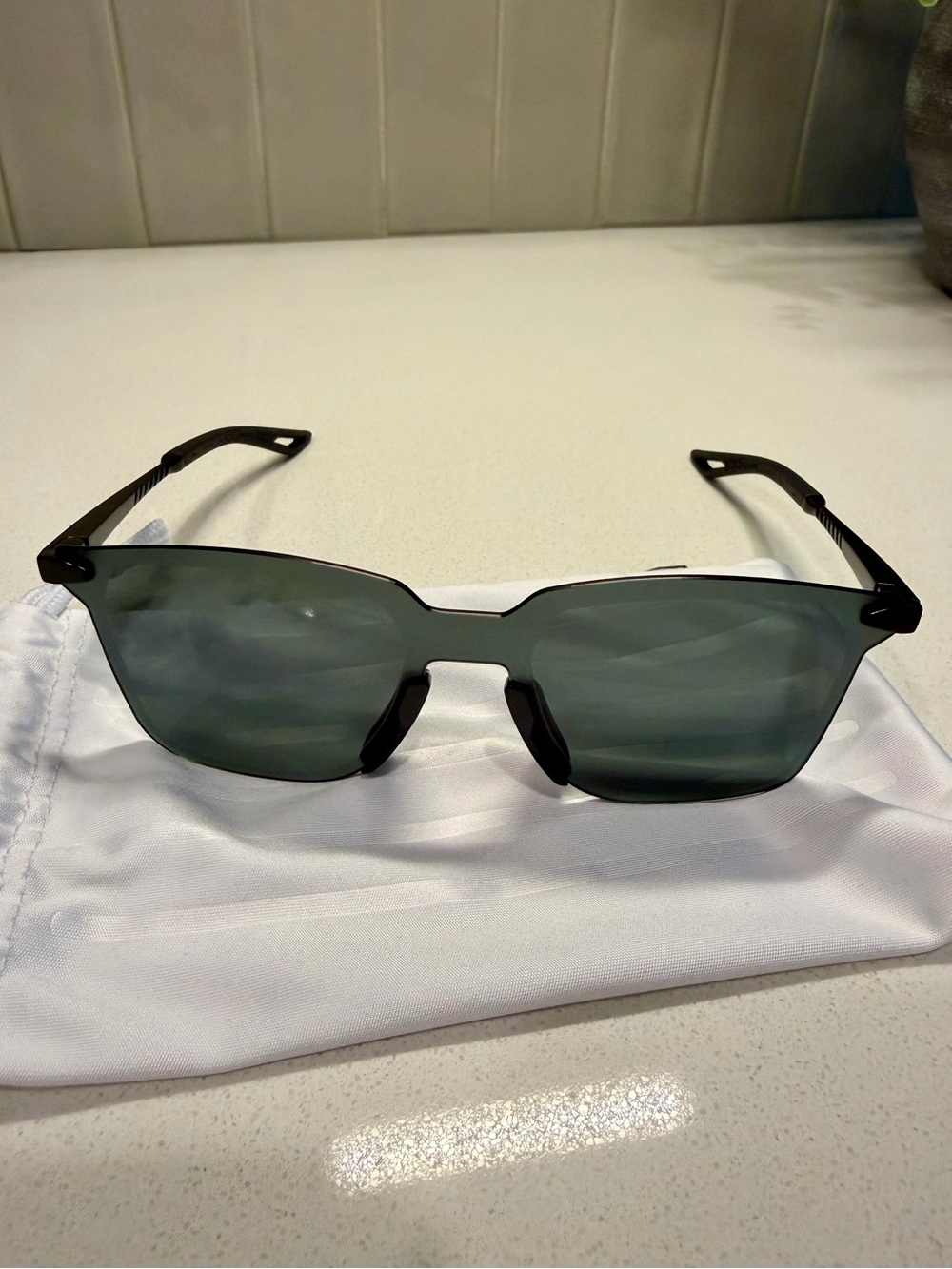 100% LEGERE Square Sunglasses - Black Frame Smoked Lenses